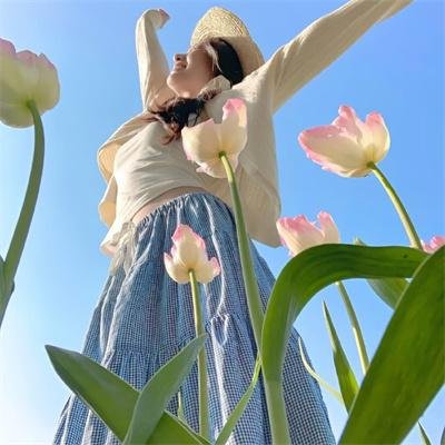 疯疯癫癫的阿兹洛